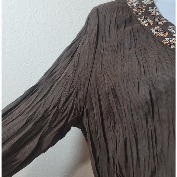 The In Shop Brown Accordion Pleated Sequin V Neck Top Medium Lightweight Soft - Picture 5 of 6